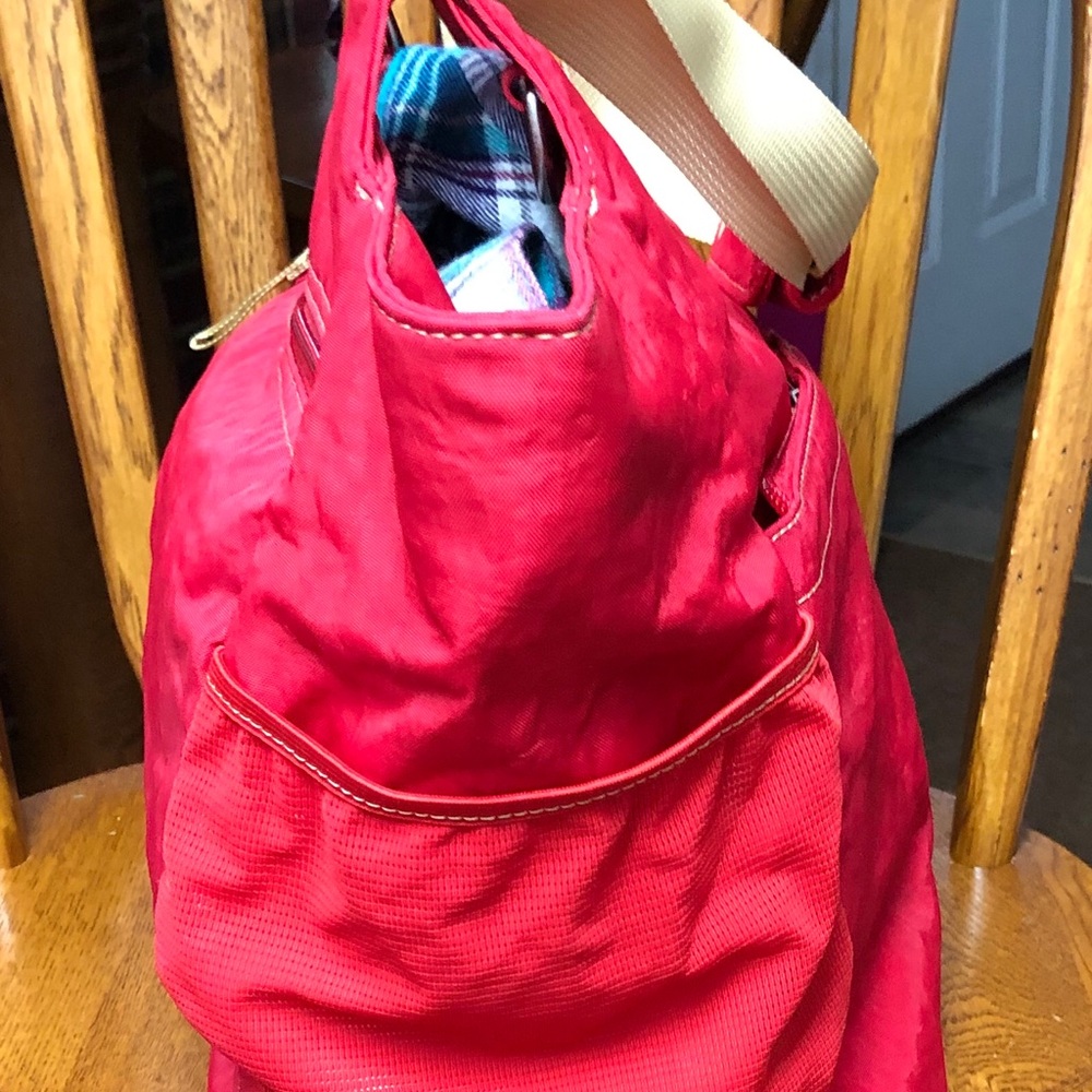 Tote - Picture 3 of 6